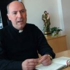 Agustín Bugeda, vicario general de Sigüenza-Guadalajara, señala que quien cohabita maritalmente sin casarse no puede tener cargos directivos