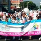 Cabecera de la marcha pro-familia de Querétaro, una de las 122 que se han celebrado en México el 10 de septiembre