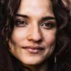 María Magdalena, interpretada por Amber Rose Rebah en la teleserie norteamericana de 2013 sobre la Biblia