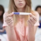 Mujeres y chicas con un embarazo inesperado o en situación complicada contaban con unas ayudas que la izquierda radical ahora quiere eliminar