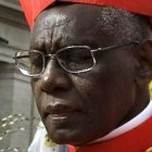 El cardenal Sarah, en una procesión de las palmas en la Plaza de San Pedro.