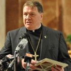 El arzobispo de Indianápolis, Joseph Tobin, supervisará al Sodalicio de Vida Cristiana