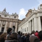 Las columnas de la Plaza de San Pedro no son el mejor lugar para ir a dar a luz