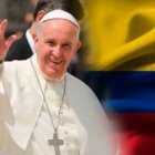 El Papa Francisco con la bandera de Colombia