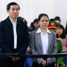 Nguyen Huu Vinh, bloguero católico y ex-policía, y su ayudante Minh Thuy Thuy - a prisión por defender los derechos humanos