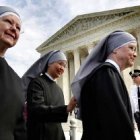 Obama llevó a las Hermanitas de los Pobres a los tribunales por negarse a pagar abortos: una foto que no le ha salido gratis a Hillary Clinton.