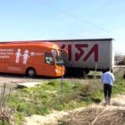 El autobús naranja, retenido por la Policía por decir que los niños tienen pene