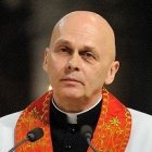 El misionero francés viaja dos veces al año a China para ayudar a los refugiados norcoreanos