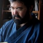 Russ Stutler, hijo de japonesa y americano, lleva 30 años en Japón y analiza Silencio