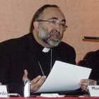 Jesús Sanz Montes, arzobispo de Oviedo, es también el actual comisario pontificio de la Unión Lumen Dei.