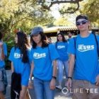 Jóvenes en un encuentro de LifeTeen en EEUU... el método combina oración, formación, amistad y música