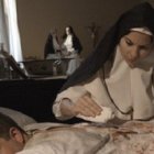 Fotograma de Luz de Soledad en la que se muestra la labor de estas religiosas con los enfermos