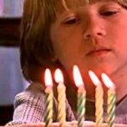 La tristeza de un cumpleaños en Mentiroso compulsivo, interpretada en 1997 por Jim Carrey y donde el divorcio está presente en clave de humor.