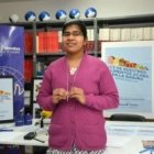 Ancy Bruno, de las hermanas de la Caridad de Santa Ana, explica la acción de Manos Unidas con los pobres