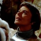 Ingrid Bergman, en la película de 1948, sería la más similar en peinado y color de pelo a la santa