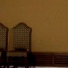 Francisco y los periodistas de TV2000 e InBlueRadio, durante la entrevista