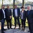 El arzobispo de Bolonia, Matteo Zuppi, sustituto del cardenal Caffarra, a la derecha del ex presidiario etarra Arnaldo Otegui.