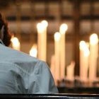 En la oración callada ante el Santísimo encontró Christine el consuelo espiritual y la felicidad en la vida.