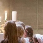 La experiencia en Francia habla de los beneficios de la adoración al Santísimo por parte de los niños