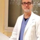 Massimo Segato ha realizado miles de abortos, pero con los años le cuesta más, se hace preguntas... y se aferra a la ideología