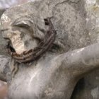 Decenas de imágenes de carácter cristiano han sido destrozadas en los últimos meses