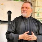 El padre Jens Petzold explica cómo las diversas Iglesias inciden más en uno u otro día del Triduo Pascual.