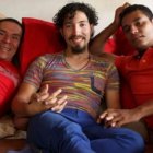 El notario ha aceptado esta "trieja poliamorosa" formada por estos tres hombres