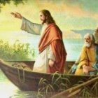 ...que tuvo que subirse a una barca.