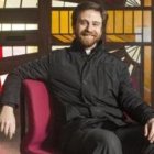 Daniel Navarro era ingeniero de telecomunicaciones en Londres... prefiere ser cura en Madrid