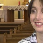 Rachel Corbin sintió una presencia al entrar en la catedral de Savannah... y decidió investigar más