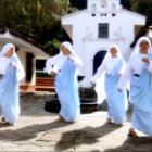 Las Comunicadoras Eucarísticas de Colombia son populares por sus bailes, juventud y alegría