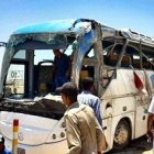 Uno de los autobuses atacados.