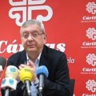 Ángel Iriarte, director de Cáritas Pamplona, es quien logra que los pobres cobren lo que los políticos prometen
