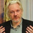 Assange está acusado de diferentes delitos tanto en EEUU como en Suecia
