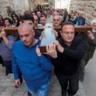 Los peregrinos aumentan su presencia en Tierra Santa... llegan grupos grandes de más países