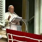 En el Angelus de este domingo, el Papa vinculó la lucha contra las armas nucleares con la protección de los derechos humanos.