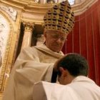 El obispo de Zamora, España, ordena un nuevo sacerdote - su relación no es laboral, dice la ley