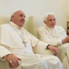 El Papa Francisco ha querido escribir el prefacio sobre estos textos de Benedicto XVI