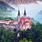 Covadonga está celebrando su Año Jubilar, y el número de peregrinos ha aumentado considerablemente