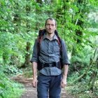 Christian Pinon es un amante del deporte que lleva cuatro años corriendo descalzo largas distancias. Foto: CathoBel.