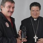 El arzobispo de San José entregó la Virgen para que protegiera a la selección de Costa Rica