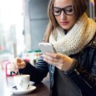 Recibir y reenviar las historias de ReL por Whatsapp es una forma de informarse y evangelizar