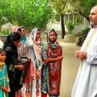 Un sacerdote irlandés misionero en Pakistán. Foto: Asia News.
