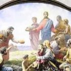 Decid a la gente que se siente en el suelo.