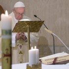 Francisco puso como ejemplos de libertad de espíritu a Gamaliel, Pedro, Juan... y el mismo Jesucristo.