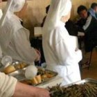 La Iglesia ayuda a cientos de miles de personas en circunstancias duras