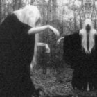 Ingrid aprendió a ser una bruja durante su adolescencia