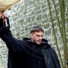 Fotograma de la película "Lutero", al que interpreta Joseph Fiennes