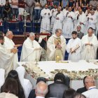 Los tres jóvenes fueron ordenados por monseñor Pizzaballa en la Domus Galileae / Fotos: Patriarcado Latino de Jerusalén