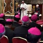 Como en otros discursos de los últimos meses, Francisco volvió a vincular los abusos con el clericalismo.